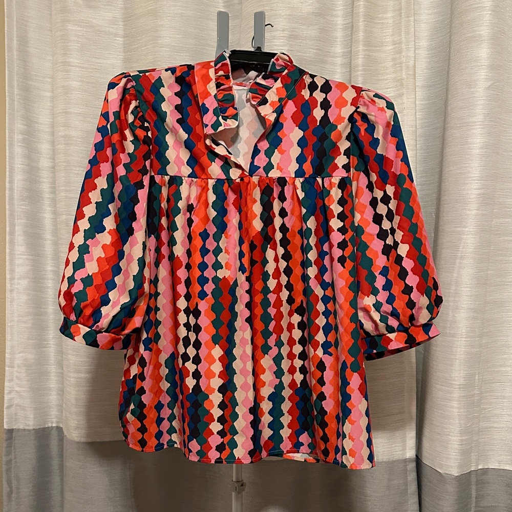 Colorful Lightweight Winkle Resistant Geometric Women's Top